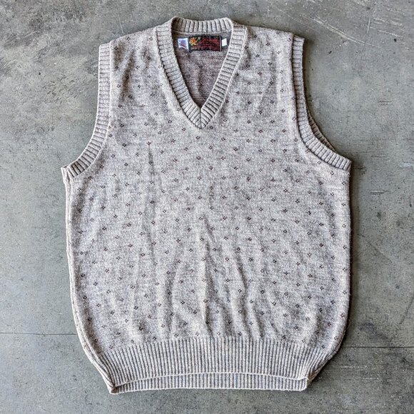 Vintage Other - Vintage Jersild Neenah Wisconsin Beige Patterned Knit Sweater Vest large